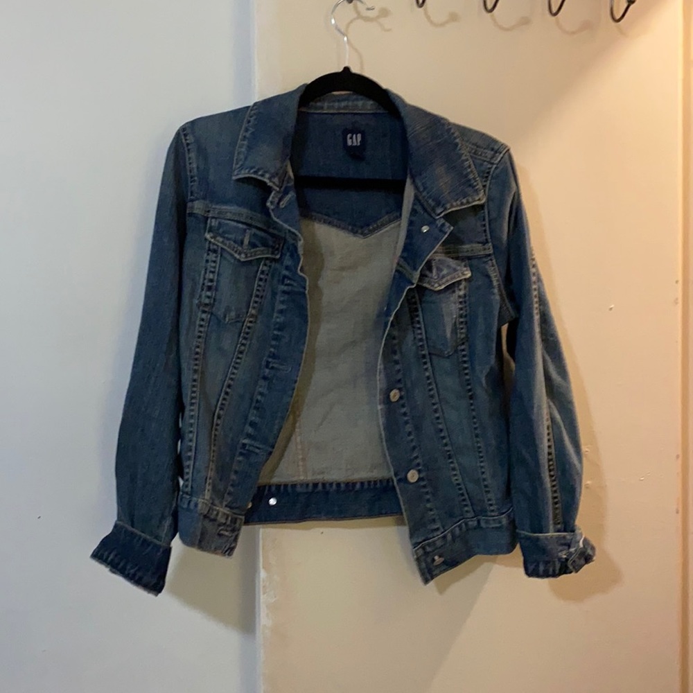 Women’s medium jean jacket